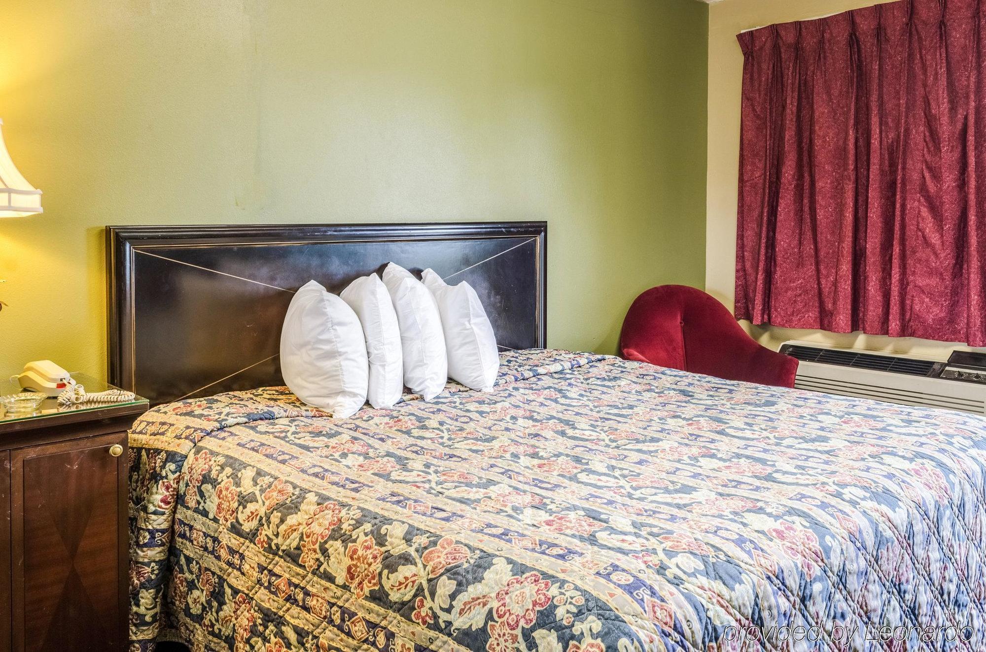 Rodeway Inn Indianola Luaran gambar