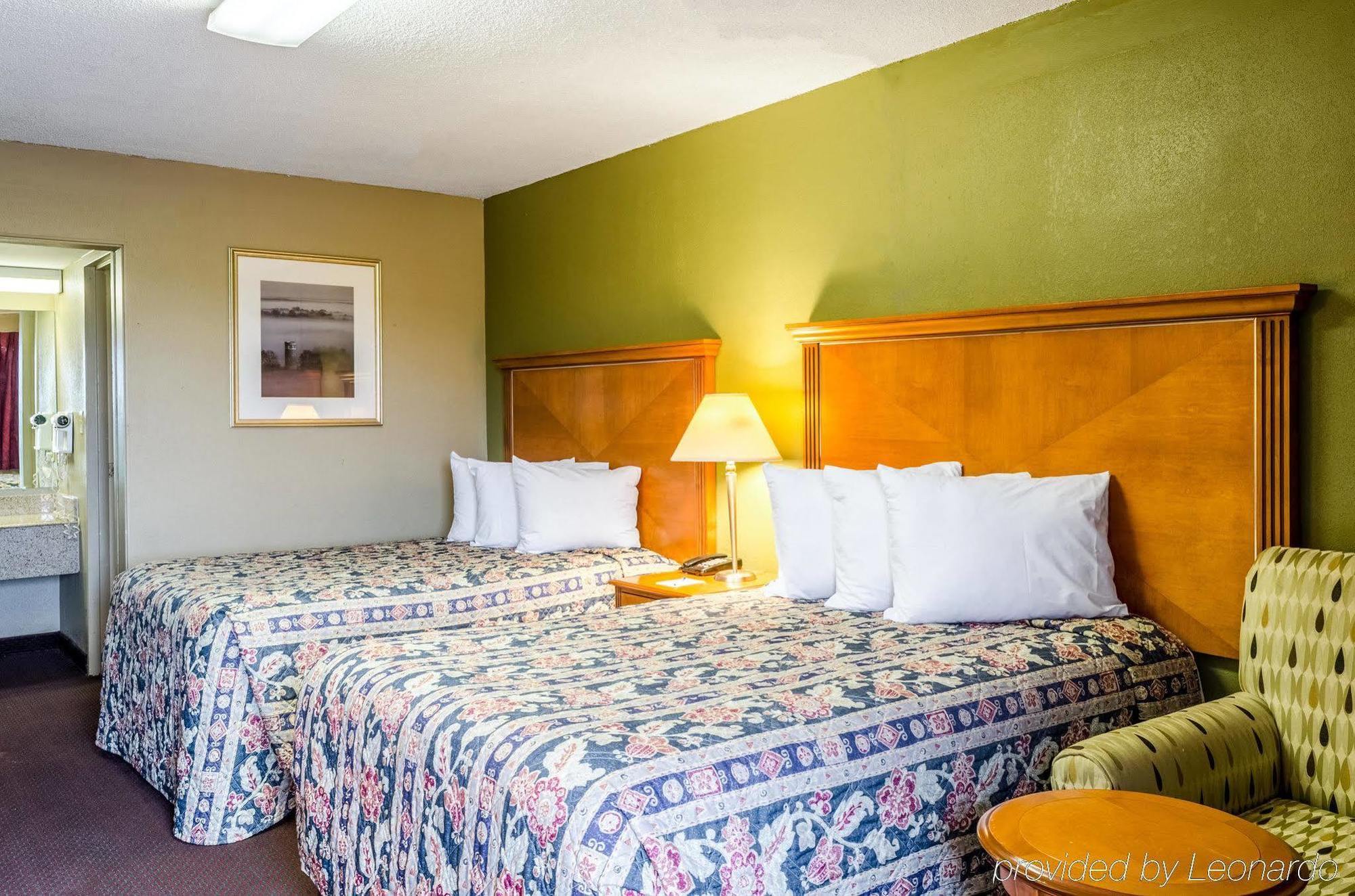 Rodeway Inn Indianola Luaran gambar