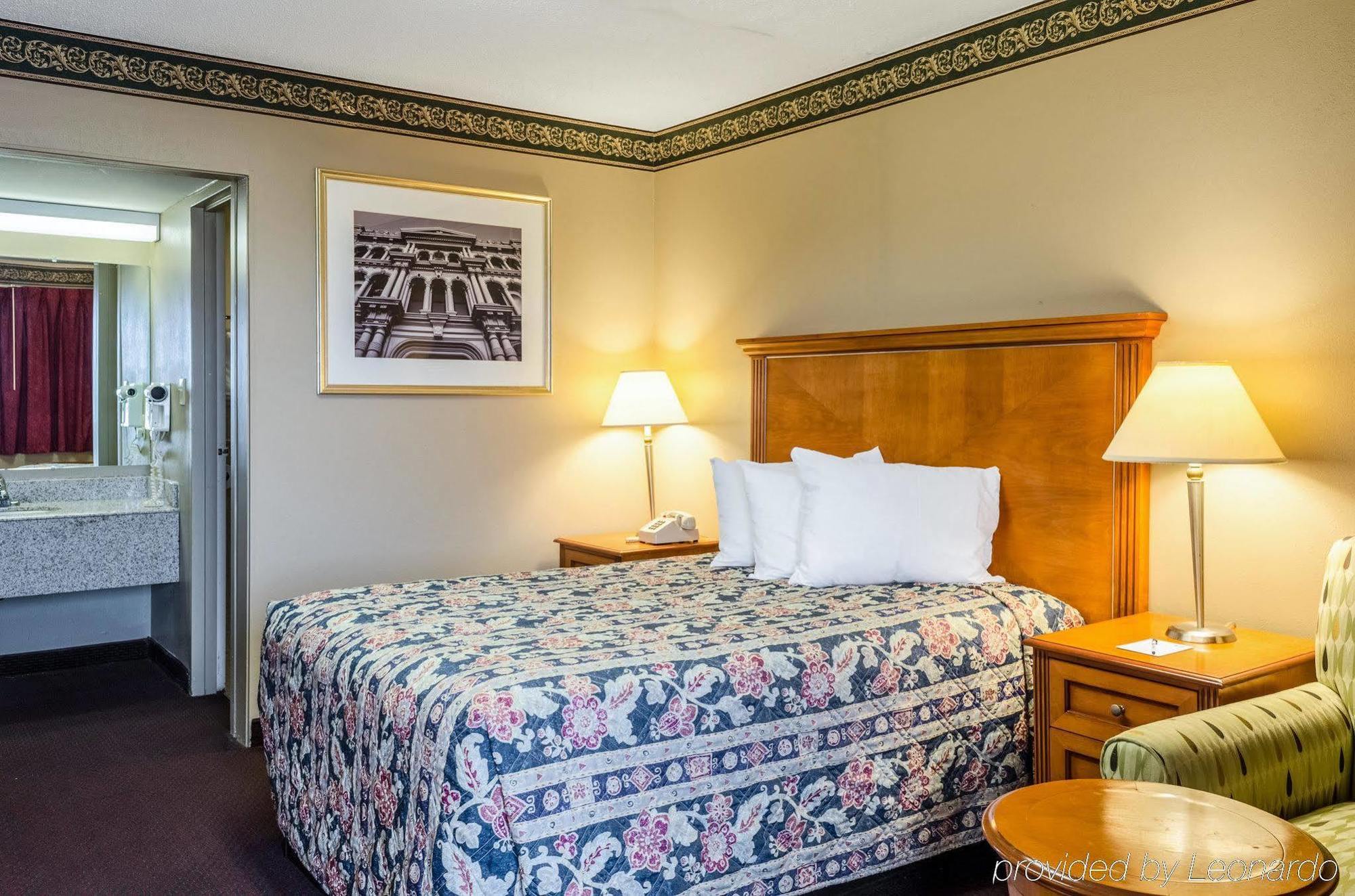 Rodeway Inn Indianola Luaran gambar