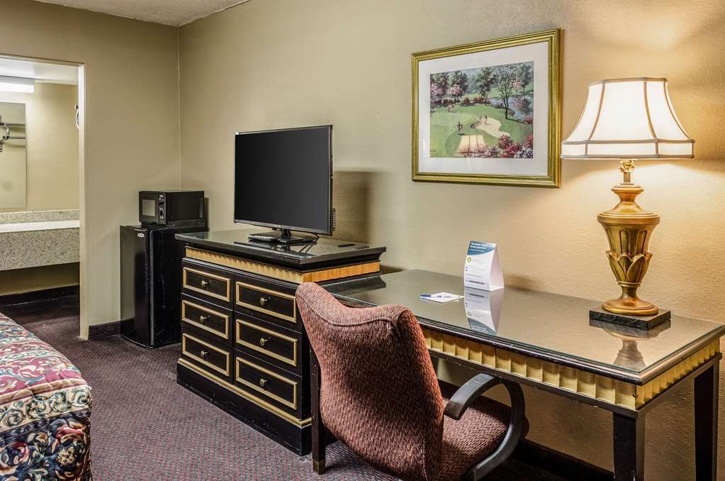 Rodeway Inn Indianola Bilik gambar