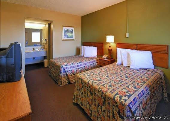 Rodeway Inn Indianola Luaran gambar